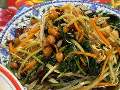 -闯关东东北农家菜(崂山石老人店)