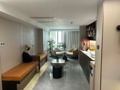 -晴天里酒店(春熙路太古里店)