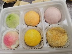 -十三不靠·球酥点心(CBD万达店)