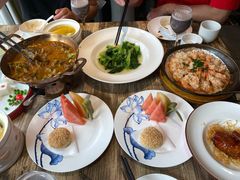 -香山湖家家宴(中山陵店)