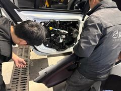 -鲨鱼皮汽车凹陷玻璃修复(静安店)