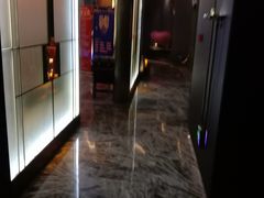 -尚善若水·汤泉·SPA·沐足(东方渔人码头店)