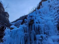 -大平台龙居瀑布旅游区