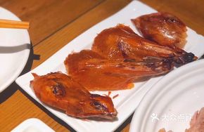 Litchi-wood Peking Duck