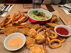 -必胜客(百联又一城店)