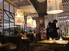 大堂-吕氏疙瘩汤·海鲜新鲁菜(凯德mall新都心店)