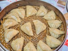 -李记饺子·非遗美食·江西菜(建设路店)