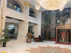 -碧中海汤泉汗蒸酒店