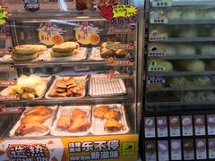 -全家便利店(愚园店)