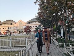 -钟书阁(松江泰晤士小镇店)