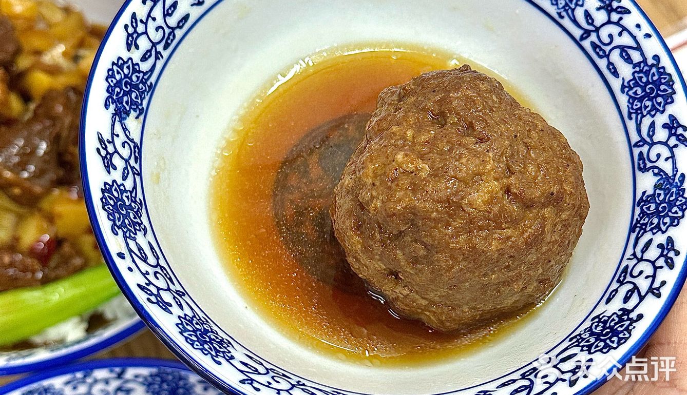 谁能拒绝得了这么一碗牛肉🍚