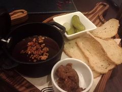 -恰餐厅及酒吧 CHAR Bar & Grill (北京丽都皇冠假日店)