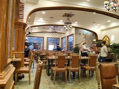 大堂-清真·玛丽亚新疆菜主题餐厅(浙江中路店)