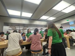 -Apple零售店(深圳益田假日广场店)