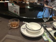 -帅巴人舅母子腊蹄民俗村