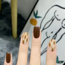 -尤米一站式美甲美睫