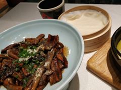 老上海响油鳝丝配饼-上海人家花樣年华(虹口龙之梦店)