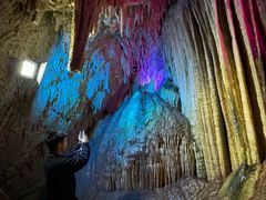 -颛顼龙洞旅游景区