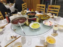 -乡土特色.冷锅鱼.牦牛肉汤锅