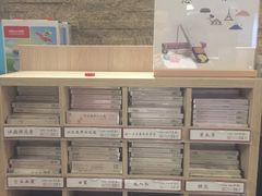 -钟书阁(松江泰晤士小镇店)