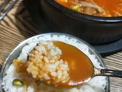 -吴草鸡爪오초닭발韩食堂(融恒盈嘉中心店)