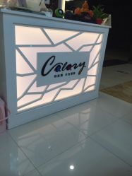 -美斯洛美甲美睫连锁店