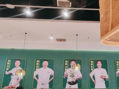 -费大厨辣椒炒肉(黄兴中心广场店)