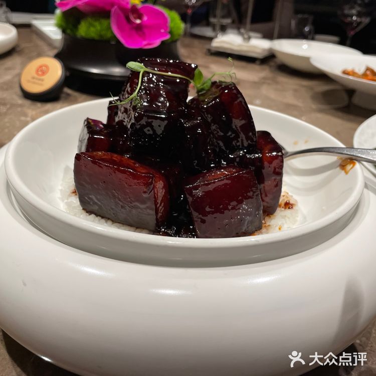 上海黄浦江边的景色超美的酒店