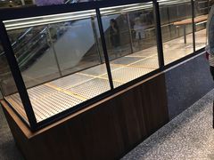 面包甜点陈列柜-LELECHA乐乐茶(上海五角场万达广场店)