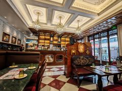 -秘密旅行Bonjour(黑金冠 江南西店)