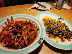 -呷湘厨·鱼汤捞饭·剁椒鱼头·辣椒炒肉(国家会展中心店)
