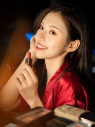 点击看大图 -挪娅婚纱摄影皇家会所