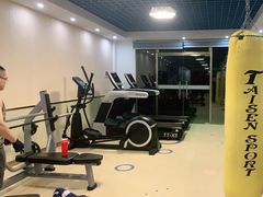 -健怪兽私教健身馆(恒大帝景店)