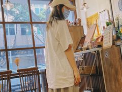-C.Y Cafe