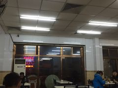 大堂-春雨羊汤店(广开四马路总店)