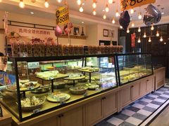 面包甜点陈列柜-味多美蛋糕(看丹桥店)