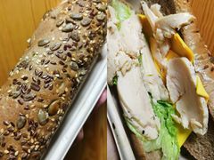 鸡肉蔓越莓杂粮三明治-中粮丰通（北京)食品有限公司