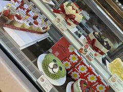 -花花卷卷·鲜食蛋糕(静安久光百货店)