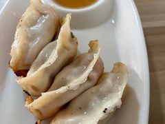 -胖子锅贴(双阳路111弄店)