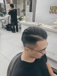 -尤司男士国潮理发馆