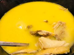 -鲜入围煮花胶鸡海鲜火锅