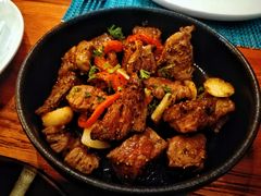 橄榄油爆蒜香牛肉粒-帕歌西班牙餐厅paco tapas