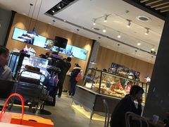-巴黎贝甜(大宁国际商业广场店)