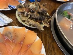 -三文彩虹鳟鱼庄