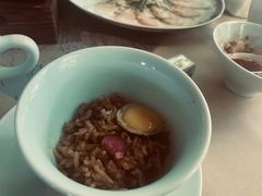 -穹六人间 people 6(岳阳路店)