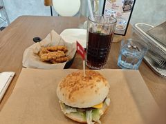 -必胜客(港汇店)