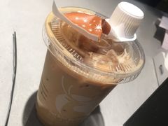 -瑞幸咖啡(巴黎春天陕西路店)