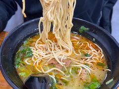 -志权牛肉面(灵山路店)