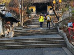 -灵岩山风景区