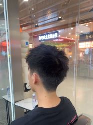 -川和潮人